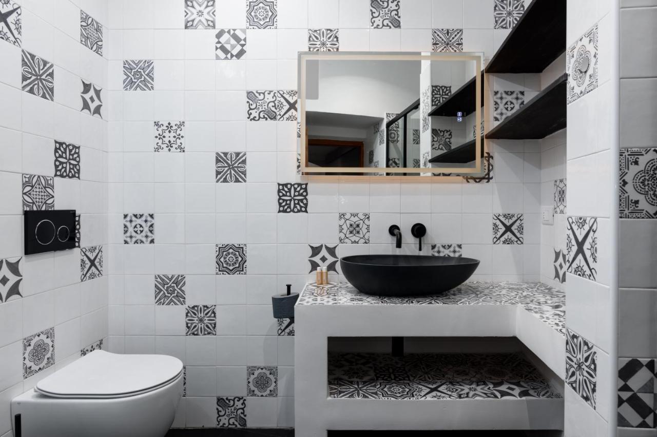 Апартаменты Esclusivo 130 Mq + Terrazzo Via San Vincenzo Генуя Экстерьер фото
